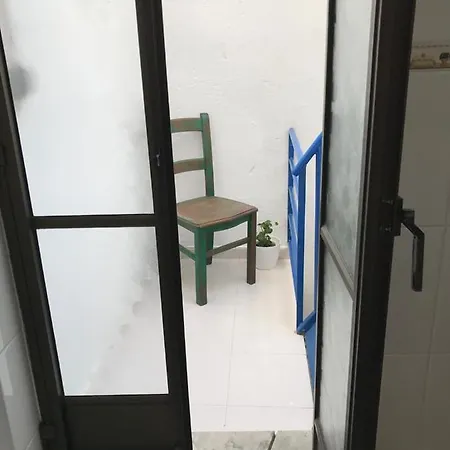 Daire A Dú Almirrante Setúbal