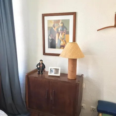 A Dú Almirrante Daire *
